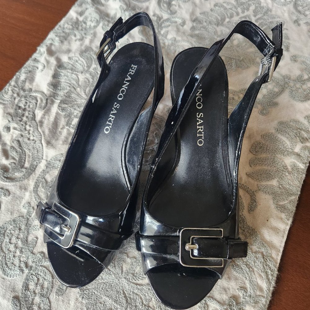 Franco Sarto Patented Leather Open Toed Black Sling Back Shoes NWOT